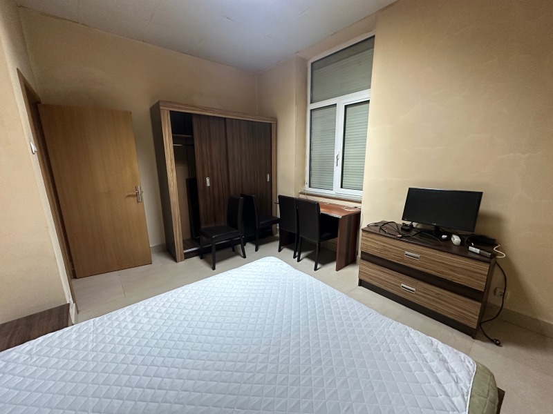 Дава под наем 2-СТАЕН, гр. София, Център, снимка 4 - Апартаменти - 52734624