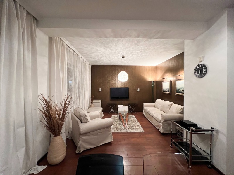 Дава под наем 3-СТАЕН, гр. София, Център, снимка 16 - Апартаменти - 53106395