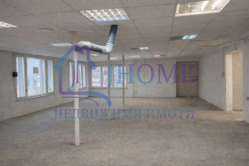 Дава под Наем ПРОМ. ПОМЕЩЕНИЕ в град Варна, Левски 2 - 252 кв.м / 1 900 € » 3 716.08 лв., ДЖЕЙ ХОУМ