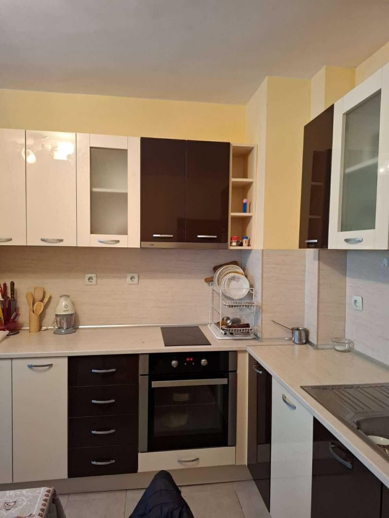 Дава под наем 3-СТАЕН, гр. Варна, Конфуто, снимка 3 - Апартаменти - 53188503