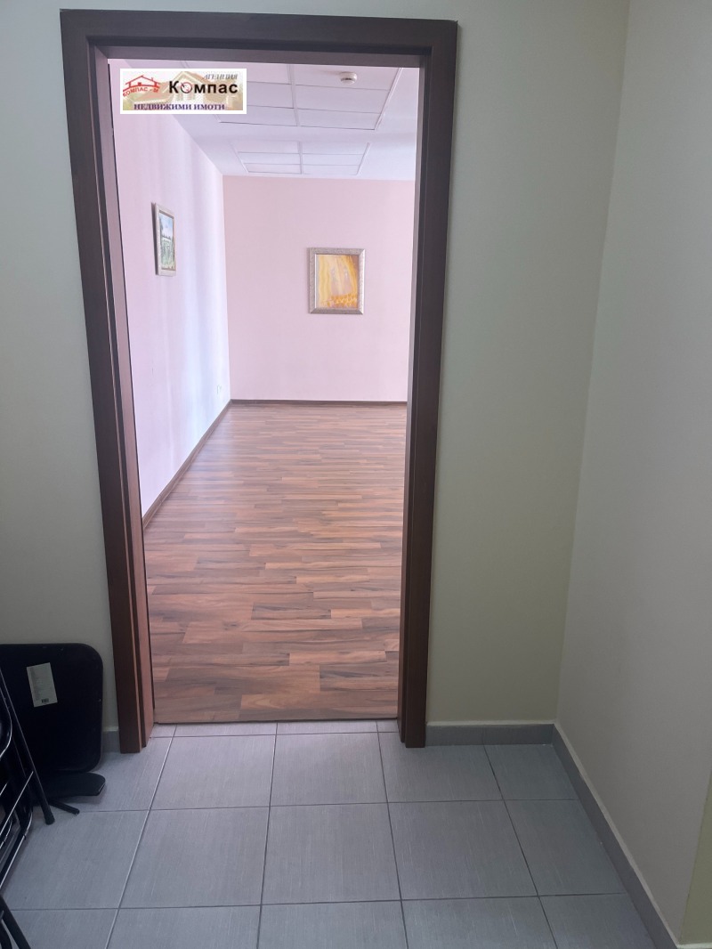 Zu vermieten  Büro Plowdiw , Zentar , 50 qm | 45921956 - Bild [3]