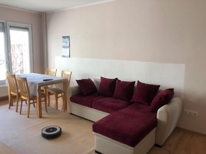 Te huur  2 slaapkamers Sofia , Druzjba 2 , 100 m² | 51669066