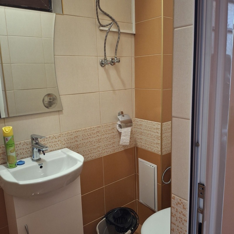 För uthyrning  Kontor Varna , Centar , 69 kvm | 45025937 - bild [6]