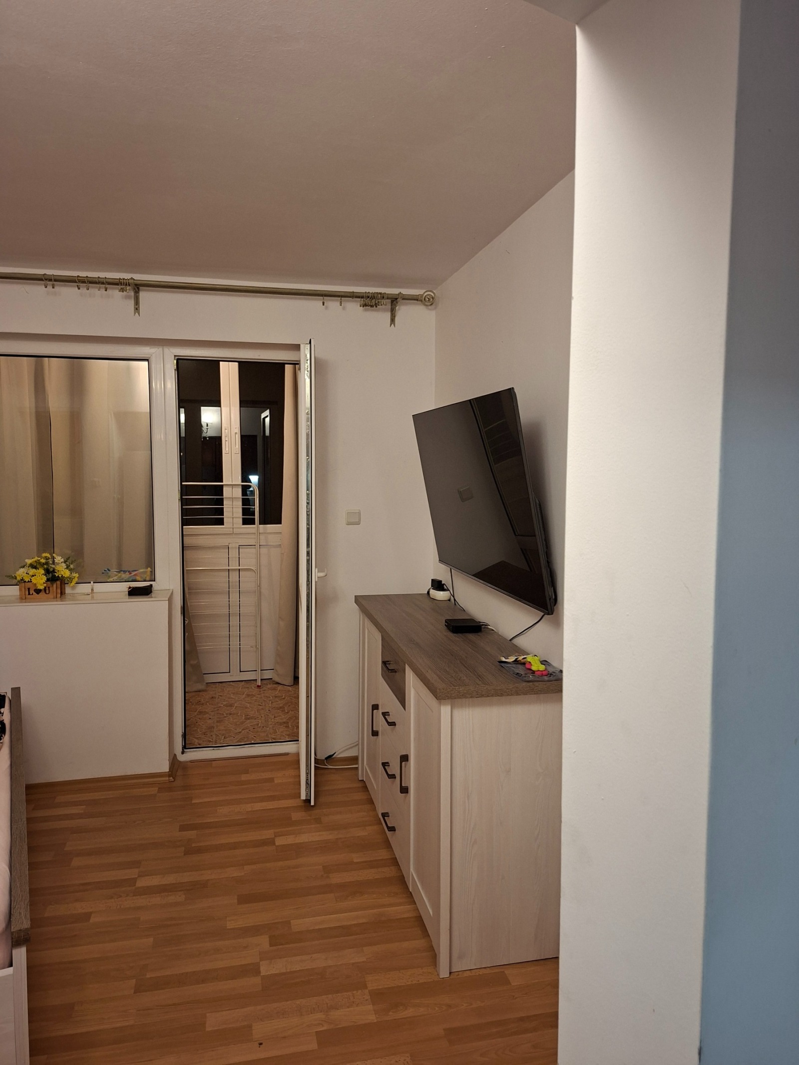 ���� ��� ���� 1-����� | Imot.bg � ����������� 12