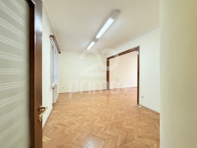 Office Tsentar, Sofia 1