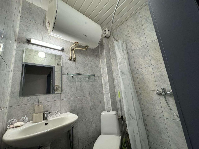 Дава под наем 1-СТАЕН, гр. Варна, Център, снимка 6 - Апартаменти - 53111555