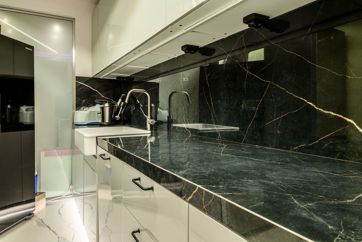 Дава под наем 3-СТАЕН, гр. София, Дианабад, снимка 6 - Апартаменти - 53973373