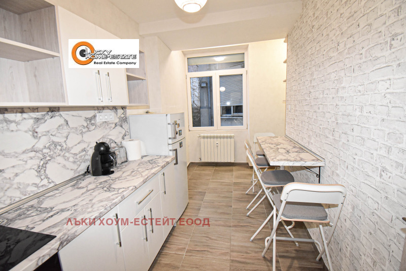 Дава под наем 2-СТАЕН, гр. София, Център, снимка 9 - Апартаменти - 53323691