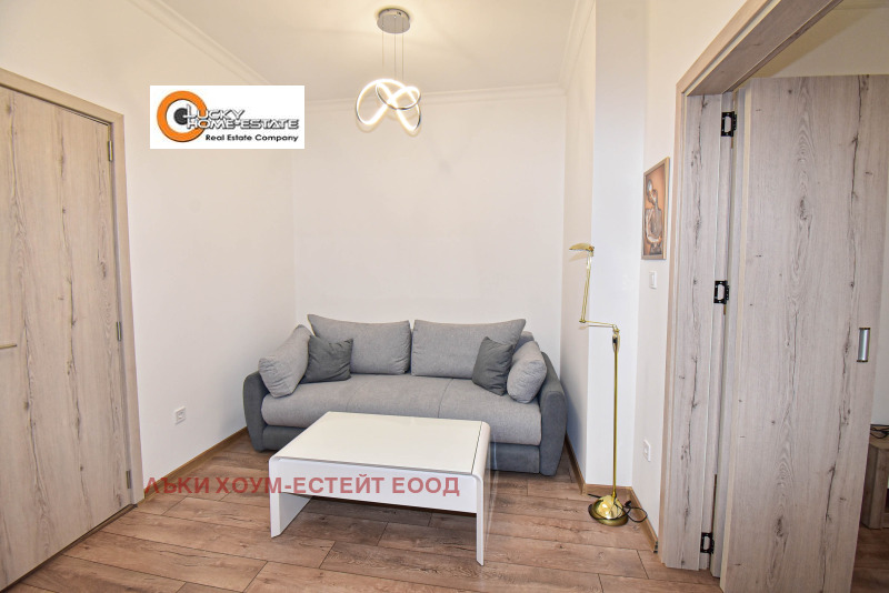 Дава под наем 2-СТАЕН, гр. София, Център, снимка 4 - Апартаменти - 53323691