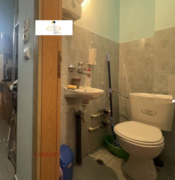 Дава под наем МАГАЗИН, гр. София, Център, снимка 4 - Магазини - 52613517