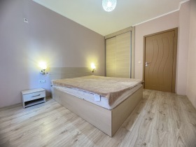 1 Schlafzimmer Zentar, Burgas 5