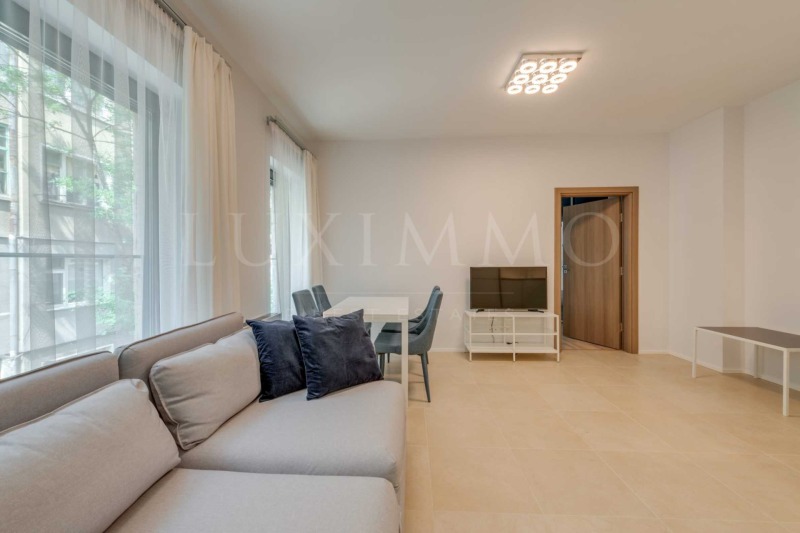 Издаје се  1 спаваћа соба Софија , Центар , 86 м2 | 89339758 - слика [2]