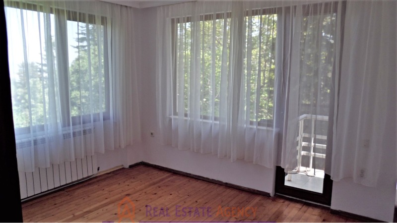 För uthyrning  Hus Sofia , v.z.Belovodski pat , 220 kvm | 50888649 - bild [8]