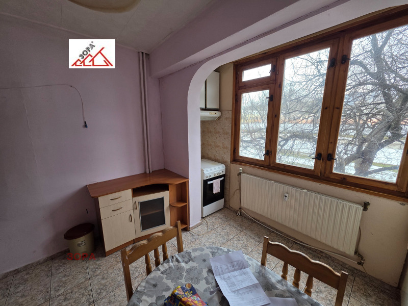 Дава под наем 1-СТАЕН, гр. Враца, Дъбника, снимка 2 - Апартаменти - 53104034