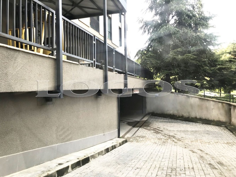 Para alugar  Lugar de estacionamento Varna , Levski 1 , 30 m² | 52107321