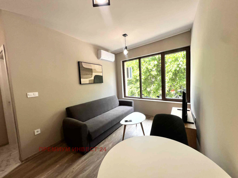 В аренду  1 спальня Пловдив , Въстанически , 50 кв.м | 71984672
