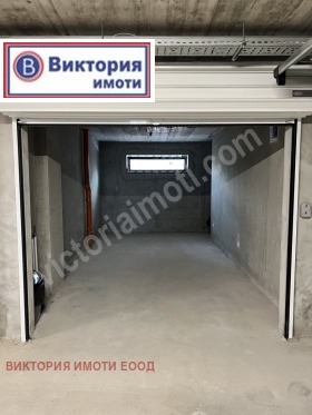 Гараге Зона Б, Велико Тарново 1