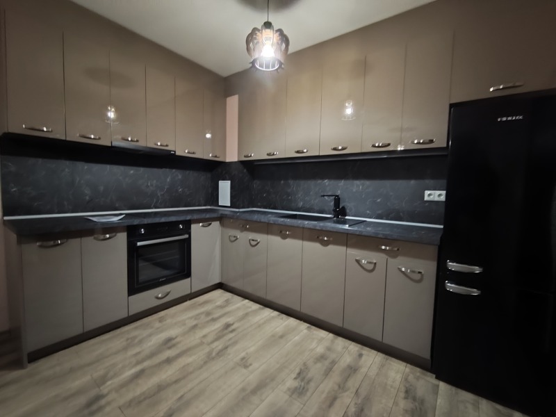 Дава под наем 2-СТАЕН, гр. Бургас, Славейков, снимка 2 - Апартаменти - 52386733