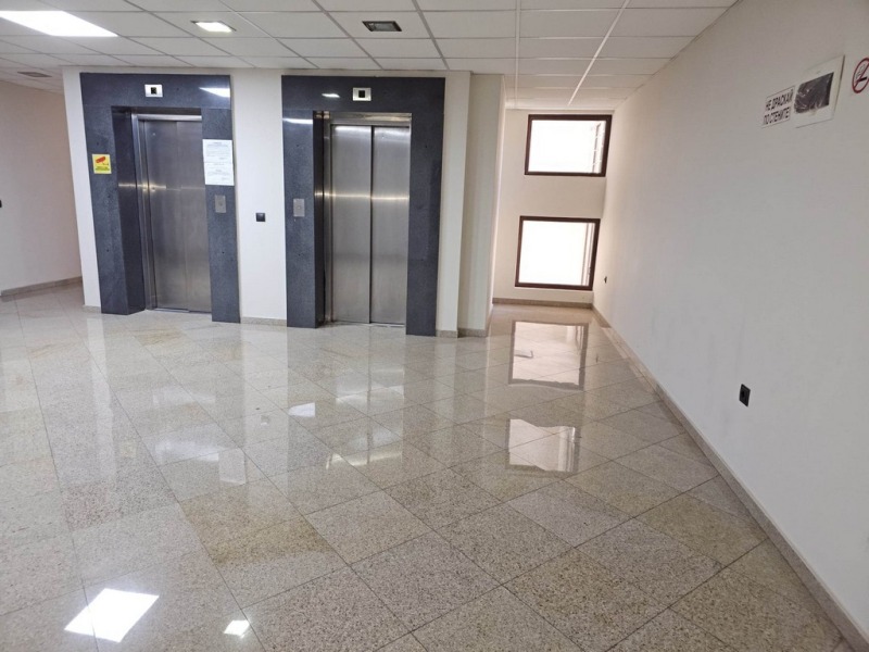 Para alugar  Escritório Kardjali , Centar , 26 m² | 98843122 - imagem [6]