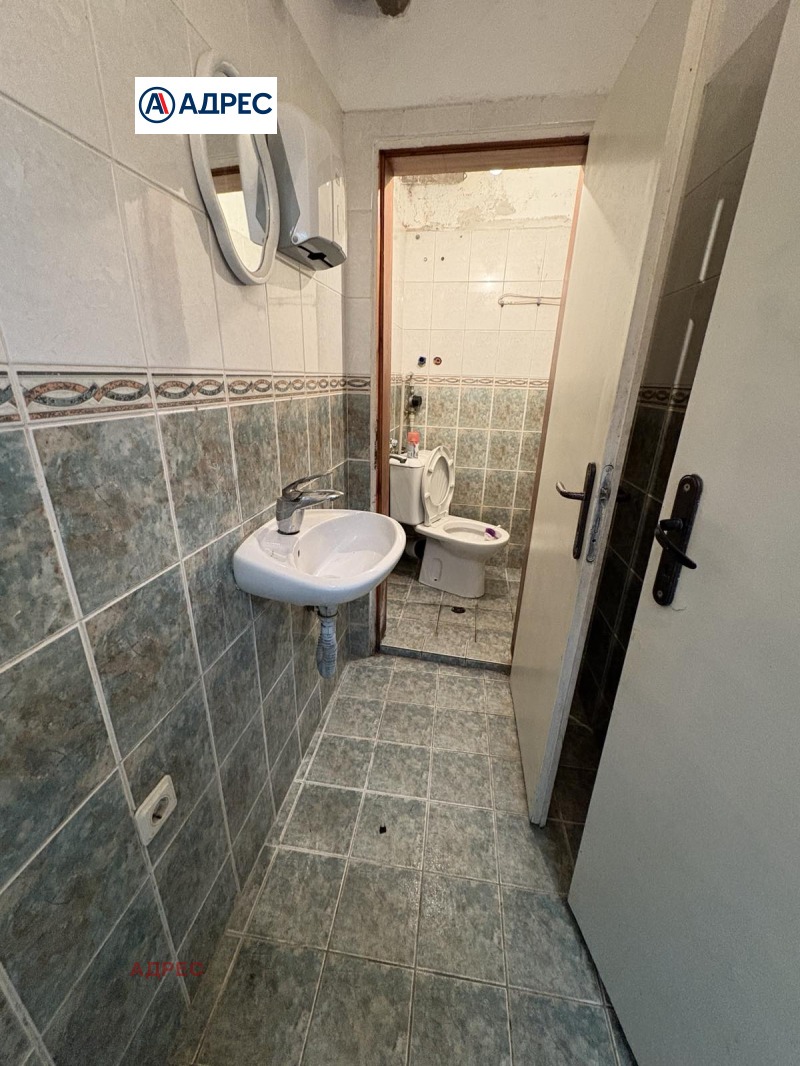 Дава под наем МАГАЗИН, гр. Варна, Център, снимка 8 - Магазини - 53001502