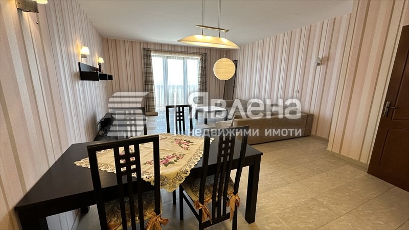 Vuokrattavana  1 makuuhuone Varna , k.k. Slantšev den , 111 neliömetriä | 54666098 - kuva [4]