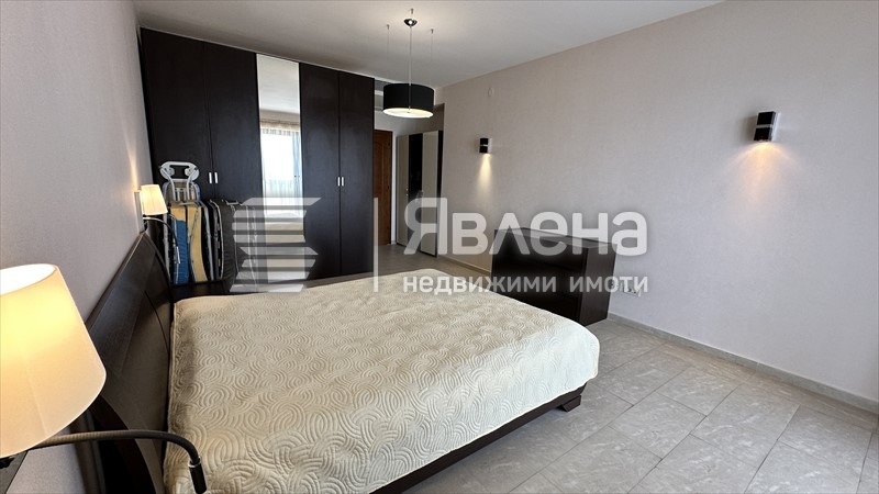 Vuokrattavana  1 makuuhuone Varna , k.k. Slantšev den , 111 neliömetriä | 54666098 - kuva [11]