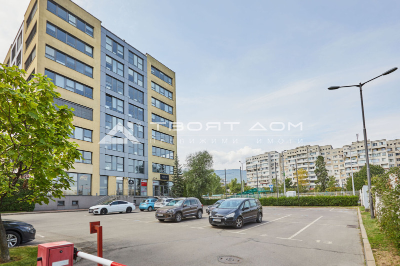 Zu vermieten  Büro Sofia , Mladost 4 , 600 qm | 40191350