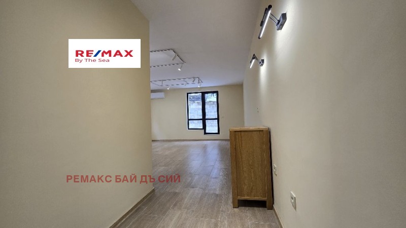 De inchiriat  Birou Varna , Țentâr , 66 mp | 73646969 - imagine [5]