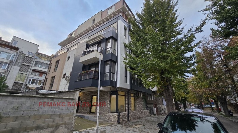 Kiadó  Hivatal Varna , Centar , 66 négyzetméter | 73646969 - kép [2]