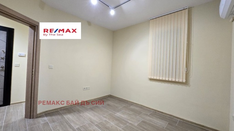 De inchiriat  Birou Varna , Țentâr , 66 mp | 73646969 - imagine [6]