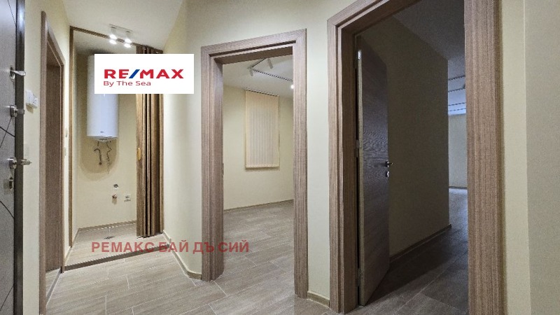De inchiriat  Birou Varna , Țentâr , 66 mp | 73646969 - imagine [11]