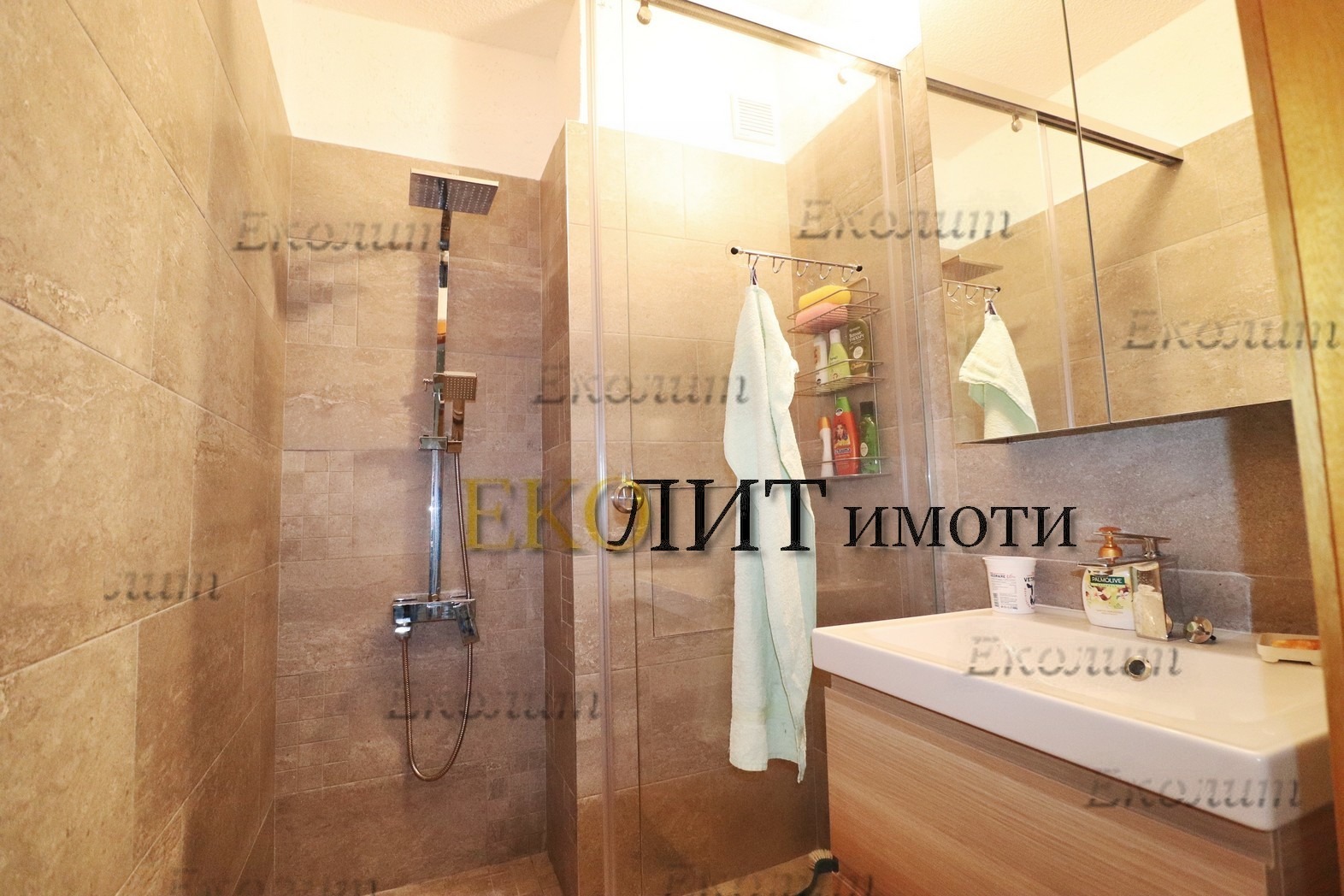 Дава под наем МНОГОСТАЕН, гр. София, Център, снимка 11 - Апартаменти - 53645350