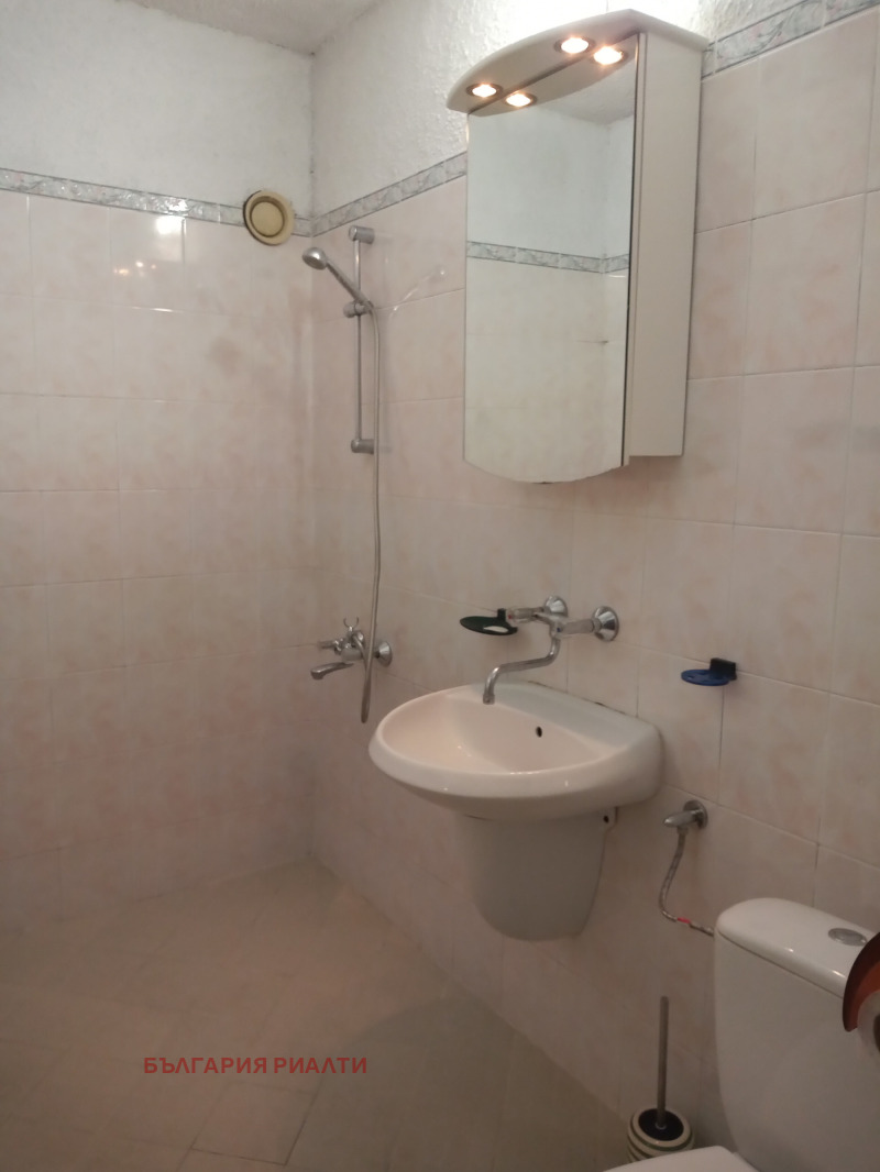 Til leie  1 soverom Sofia , Mladost 3 , 70 kvm | 70712895 - bilde [13]
