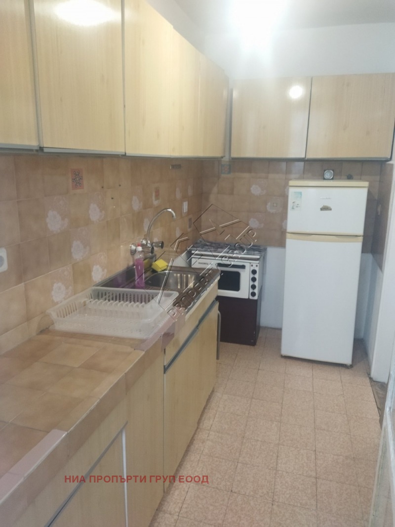 Дава под наем 3-СТАЕН, гр. Бургас, Център, снимка 5 - Апартаменти - 52701912