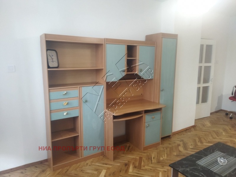 Дава под наем 3-СТАЕН, гр. Бургас, Център, снимка 2 - Апартаменти - 52701912