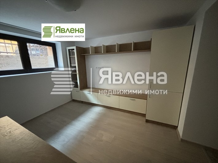 Дава под наем МНОГОСТАЕН, гр. София, Редута, снимка 2 - Aпартаменти - 49364980