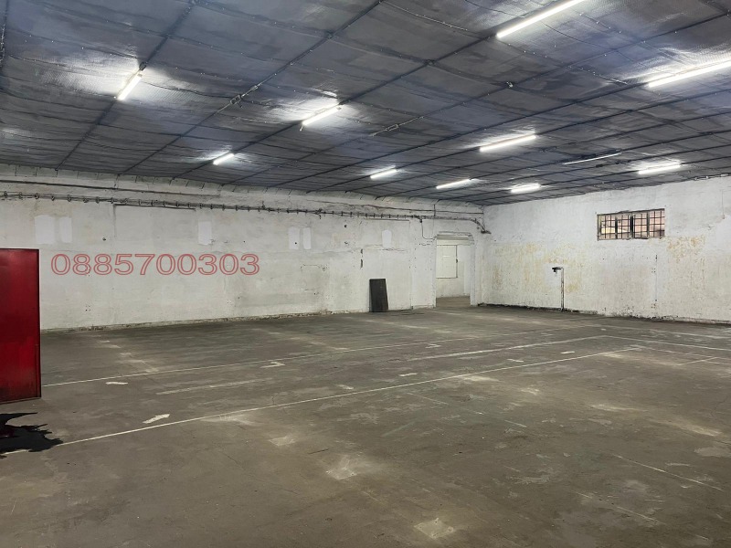 K pronájmu  Úložný prostor Pleven , Industrialna zona , 800 m2 | 88483424 - obraz [4]