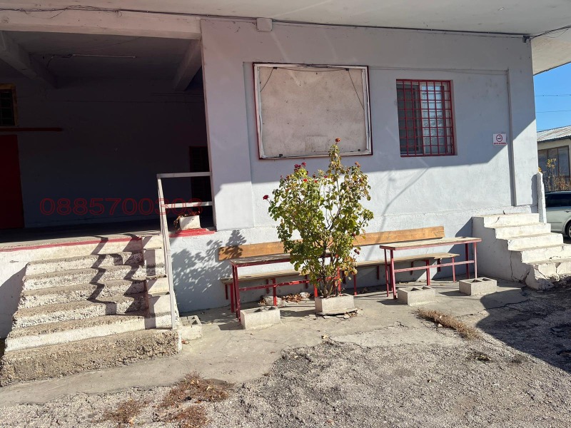 K pronájmu  Úložný prostor Pleven , Industrialna zona , 800 m2 | 88483424 - obraz [2]