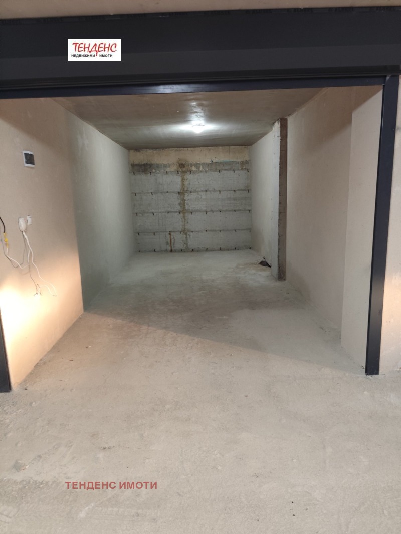 Дава под Наем ГАРАЖ в град Кърджали, Възрожденци - 22 кв.м / 70 € » 136.91 лв., ТЕНДЕНС ИМОТИ