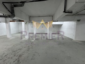 ГАРАЖ, ПАРКОМЯСТО, 15 m2