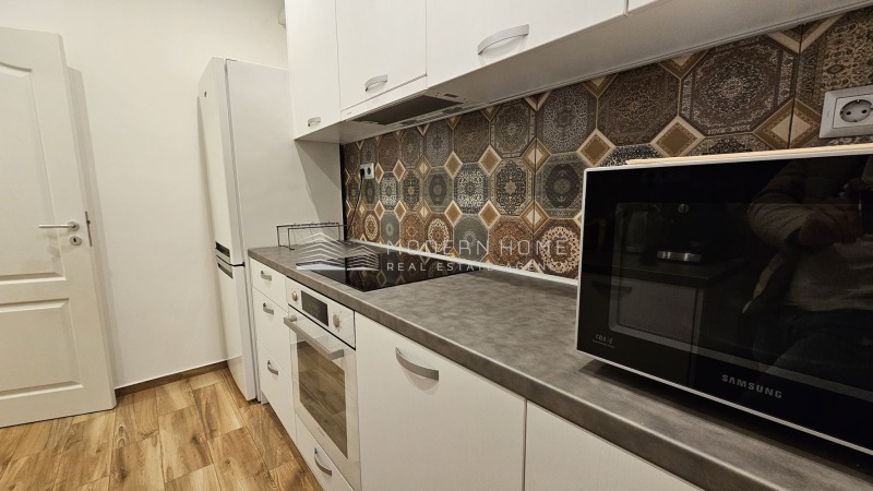 Zu vermieten  1 Schlafzimmer Sofia , Zentar , 70 qm | 31752787 - Bild [15]