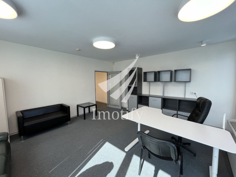 A louer  Bureau Sofia , Tsentar , 200 m² | 52515552 - image [2]