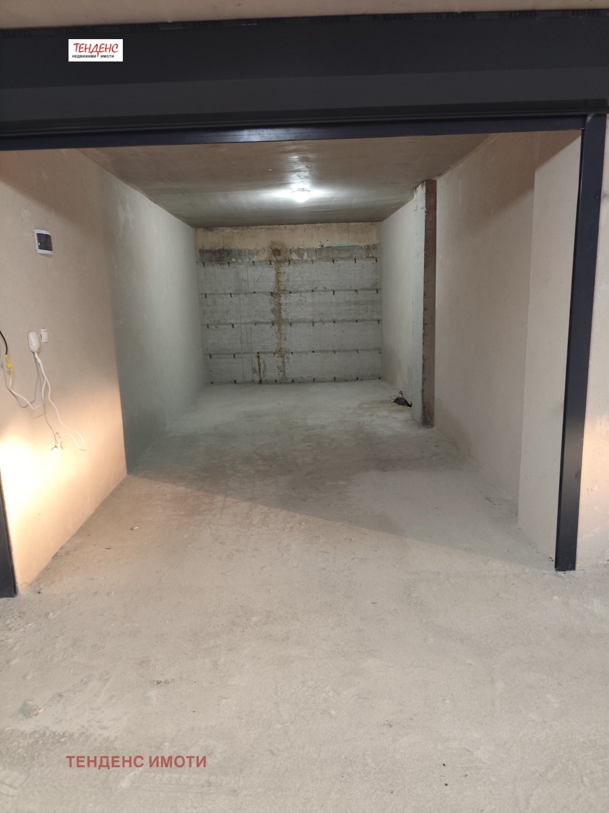 Дава под наем ГАРАЖ, ПАРКОМЯСТО, гр. Кърджали, Възрожденци