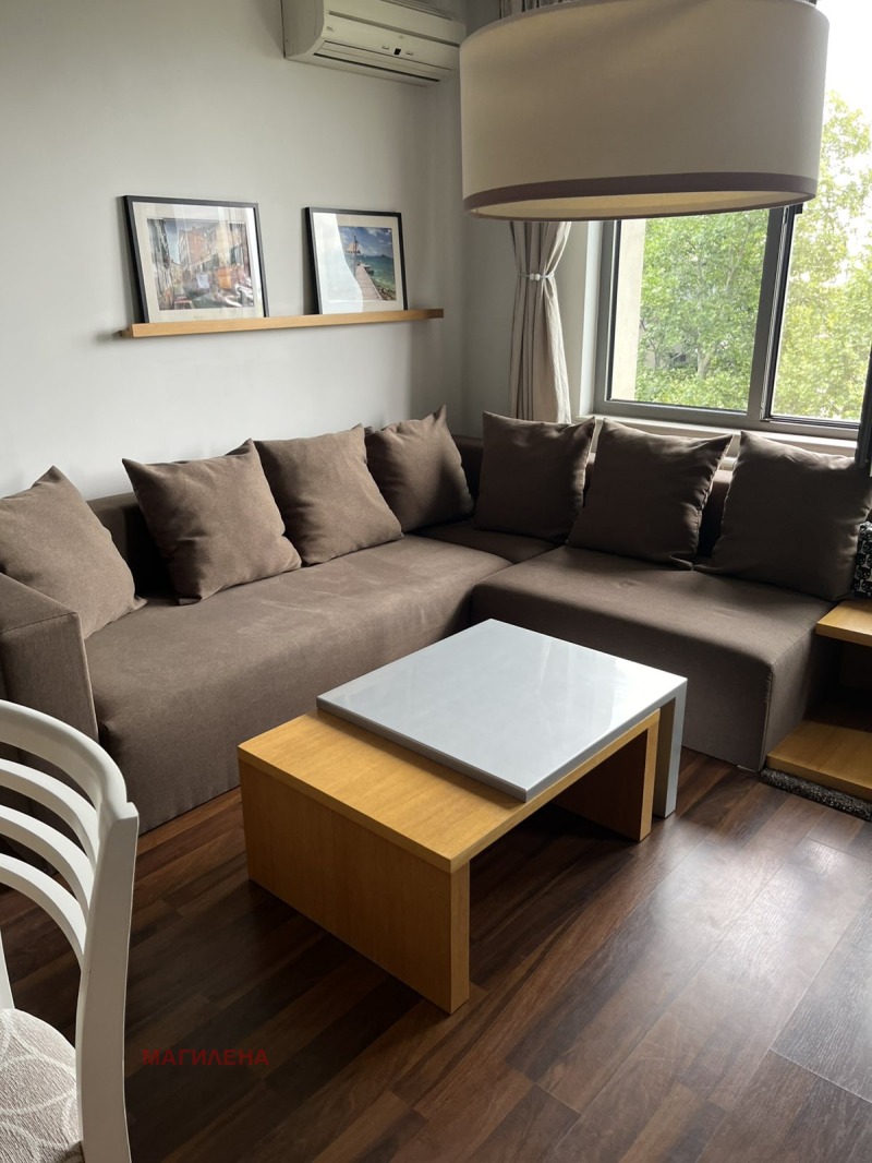 Дава под наем 2-СТАЕН, гр. Пловдив, Център