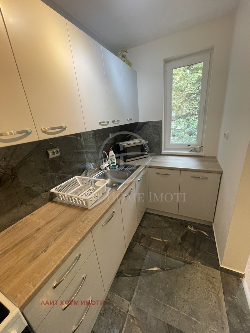 De inchiriat  2 dormitoare Plovdiv , Țentâr , 100 mp | 53845129 - imagine [5]