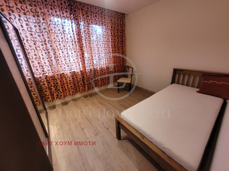 De inchiriat  2 dormitoare Plovdiv , Țentâr , 100 mp | 53845129 - imagine [11]