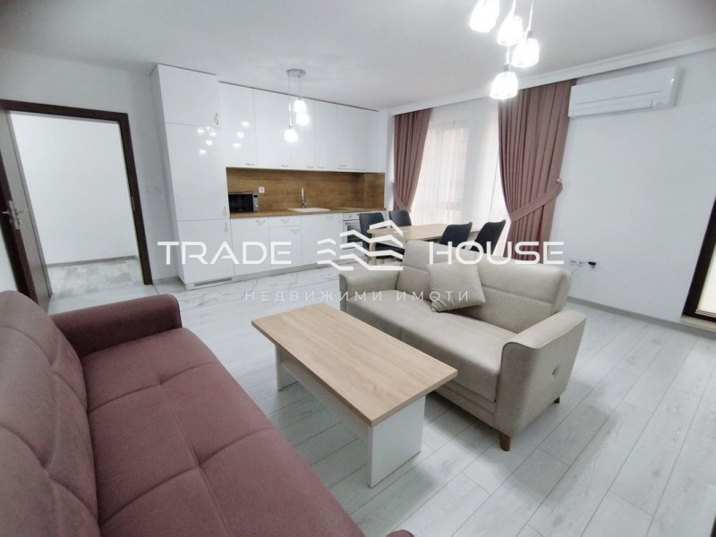 Дава под нем  3-стаен, град Пловдив, Каменица 1 •  599 EUR • ID 27798798 — holmes.bg - [1] 