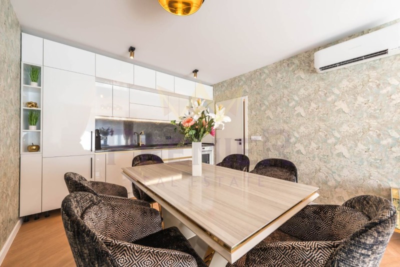 Kiadó  2 hálószobás Varna , Centar , 100 négyzetméter | 99385417 - kép [2]