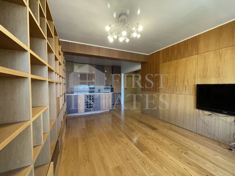 En renta  2 dormitorios Sofia , Doktorski pametnik , 100 metros cuadrados | 92684272 - imagen [3]