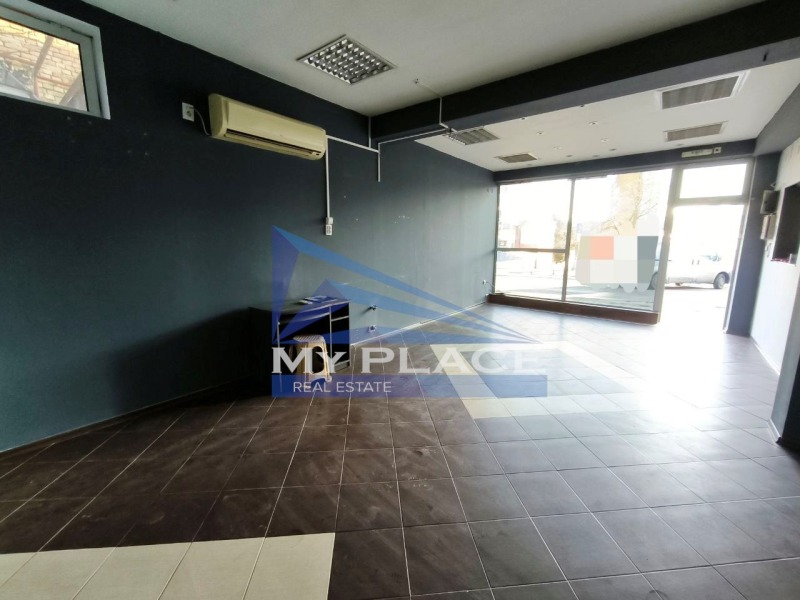 Дава под наем ОФИС, гр. Шумен, Пазара, снимка 2 - Офиси - 53073771